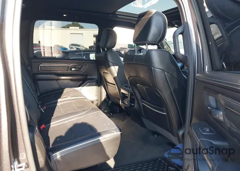 2021 Ram 1500 Limited 4X4 5'7 Box из США, поврежденный, VIN 1C6SRFHT3MN556366